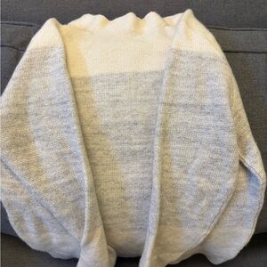 Brooks Brothers 100% cashmere women’s sweater XS